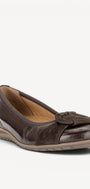 BALLERINAS + PUMPS-Bruin lak