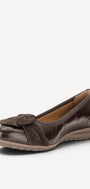 BALLERINAS + PUMPS-Bruin lak