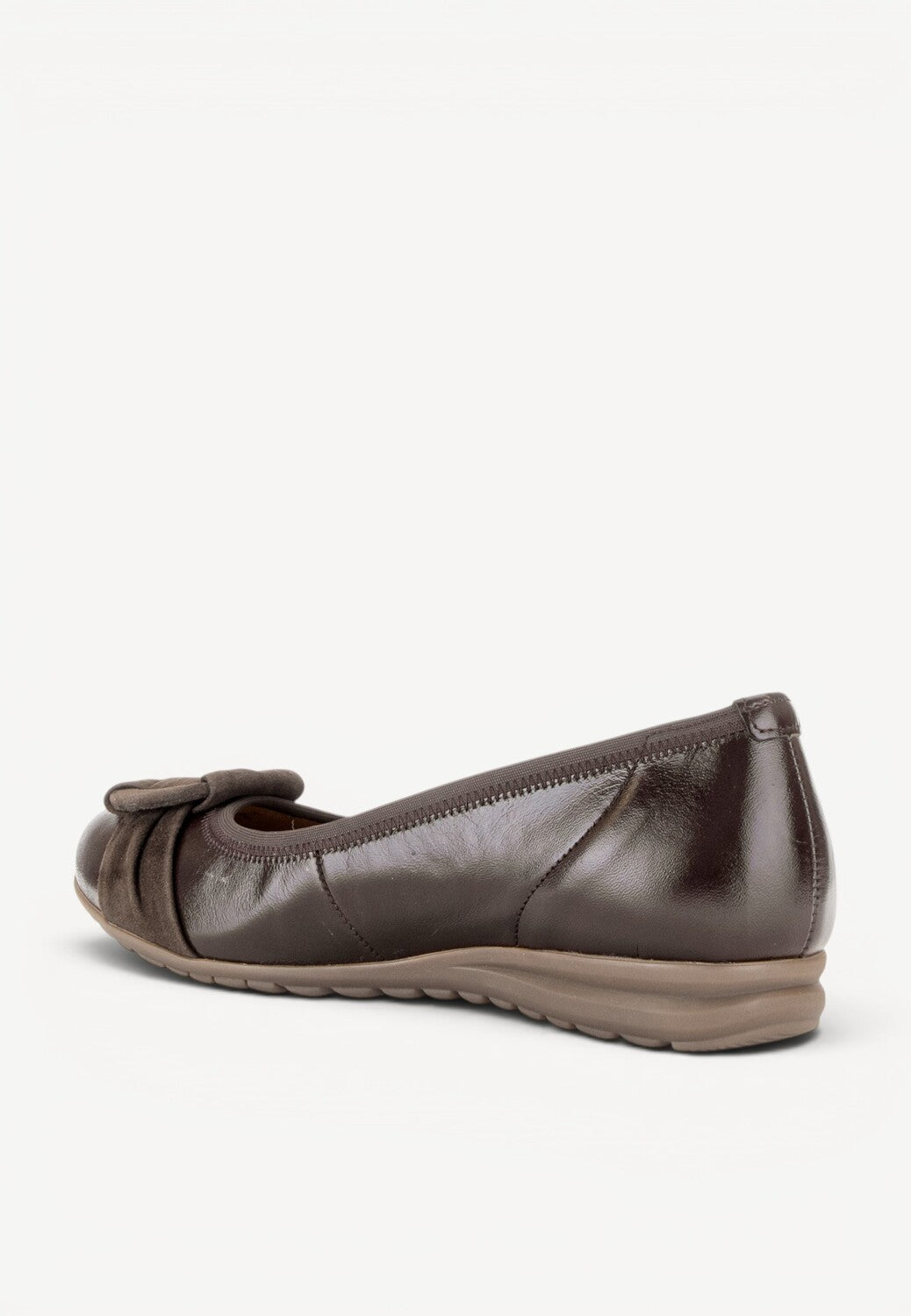 BALLERINAS + PUMPS-Bruin lak