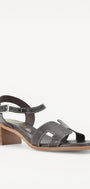DAMES OPEN SCHOENEN-Bruin lak