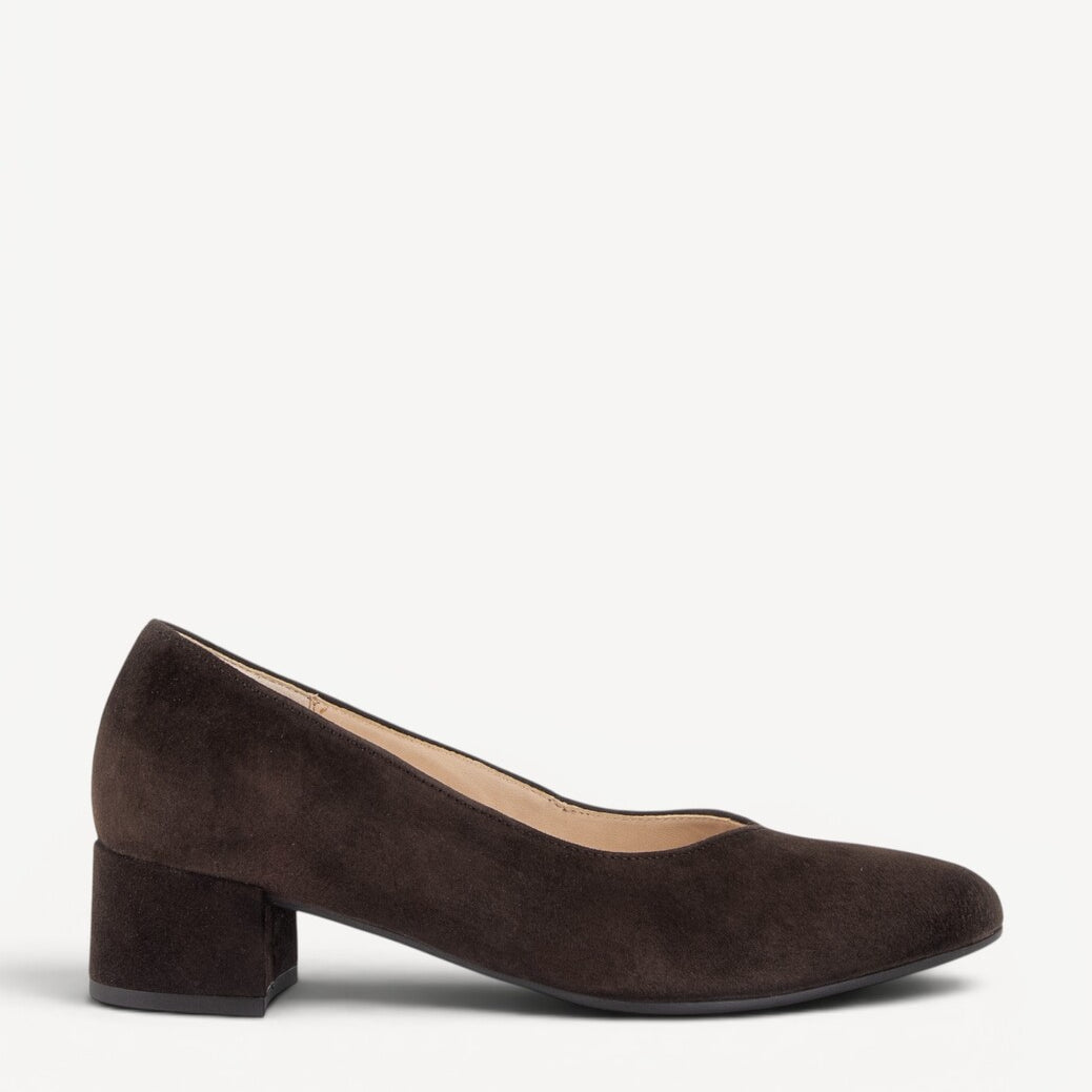 BALLERINAS + PUMPS-Bruin suède