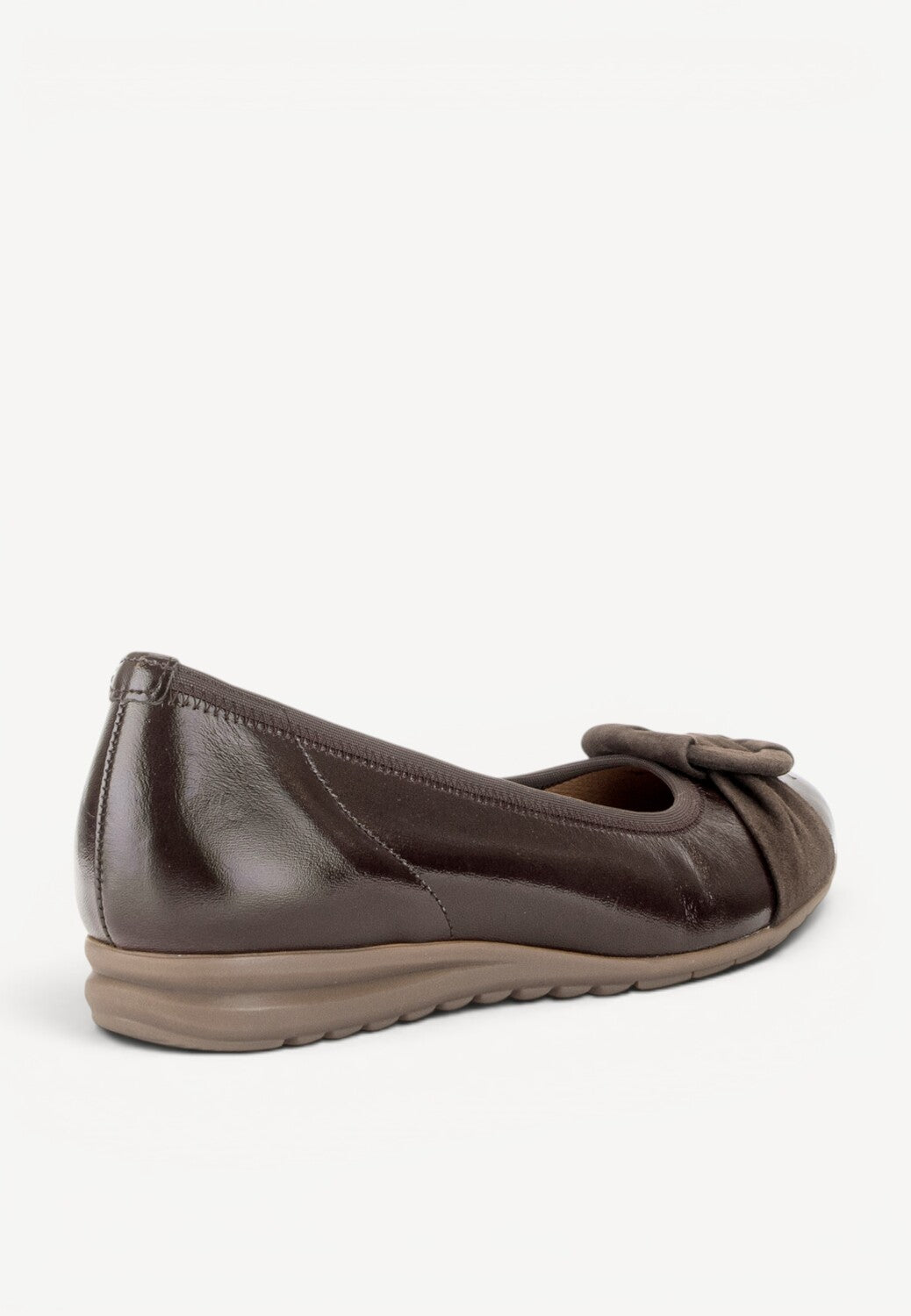 BALLERINAS + PUMPS-Bruin lak